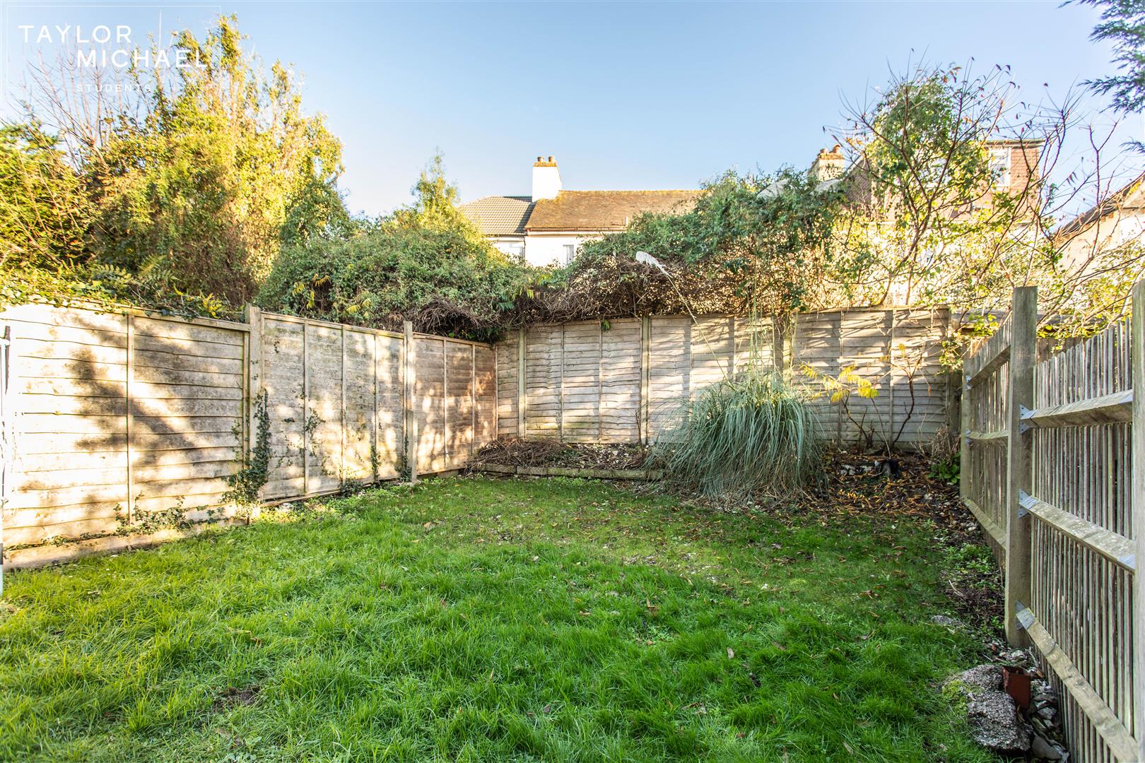 46 Medmerry Hill-4.jpg